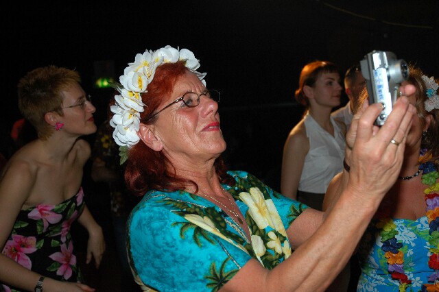 min 2005 11 27 riot 745